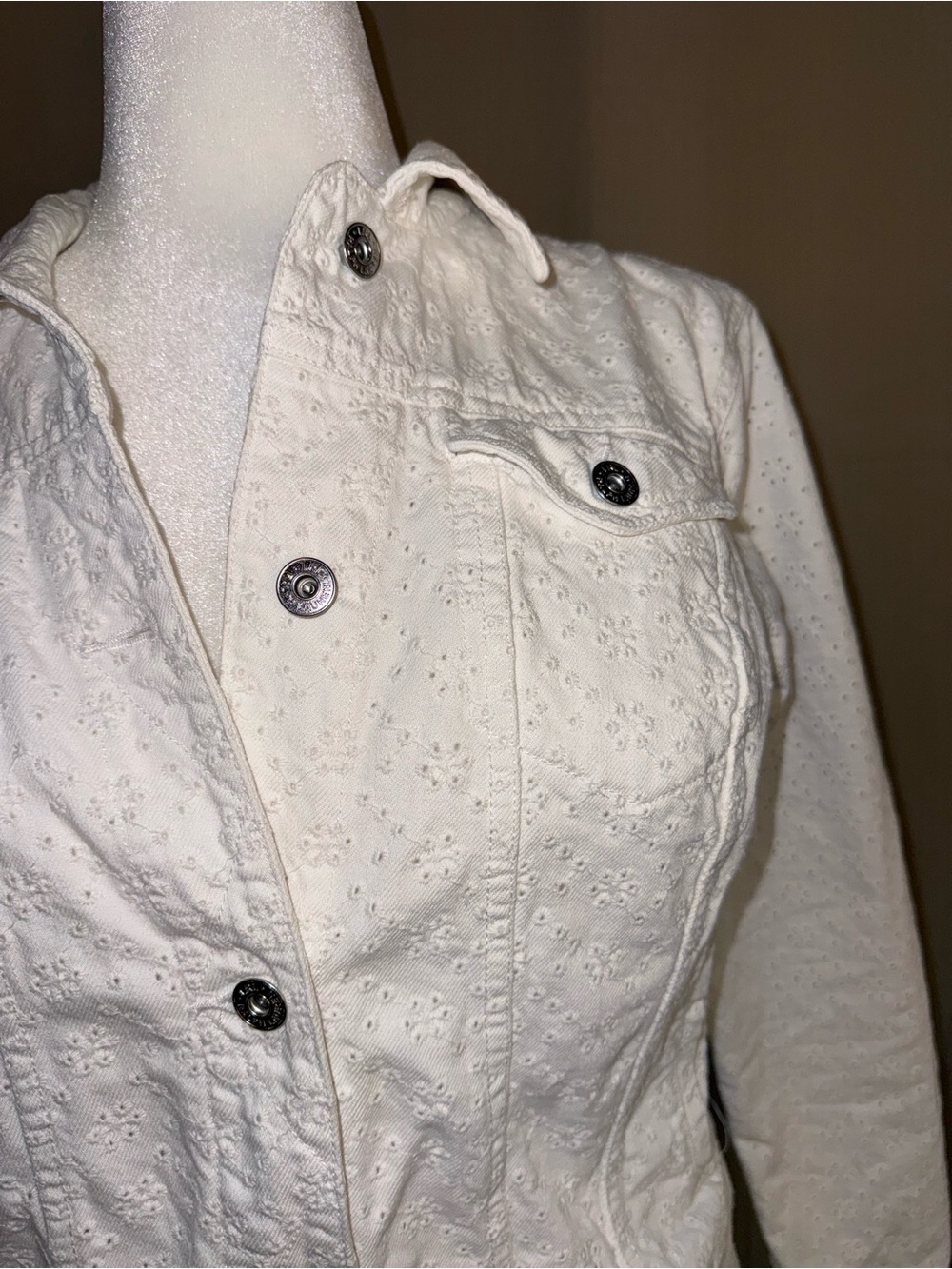 Ralph Lauren White Eyelet‎ Denim Jacket - Picture 3 of 5